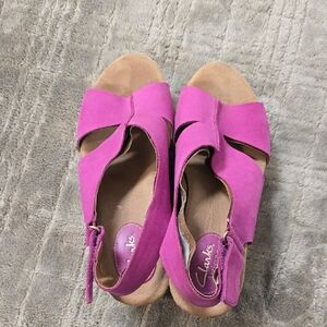 Clarks Women's Fuchsia Sandals